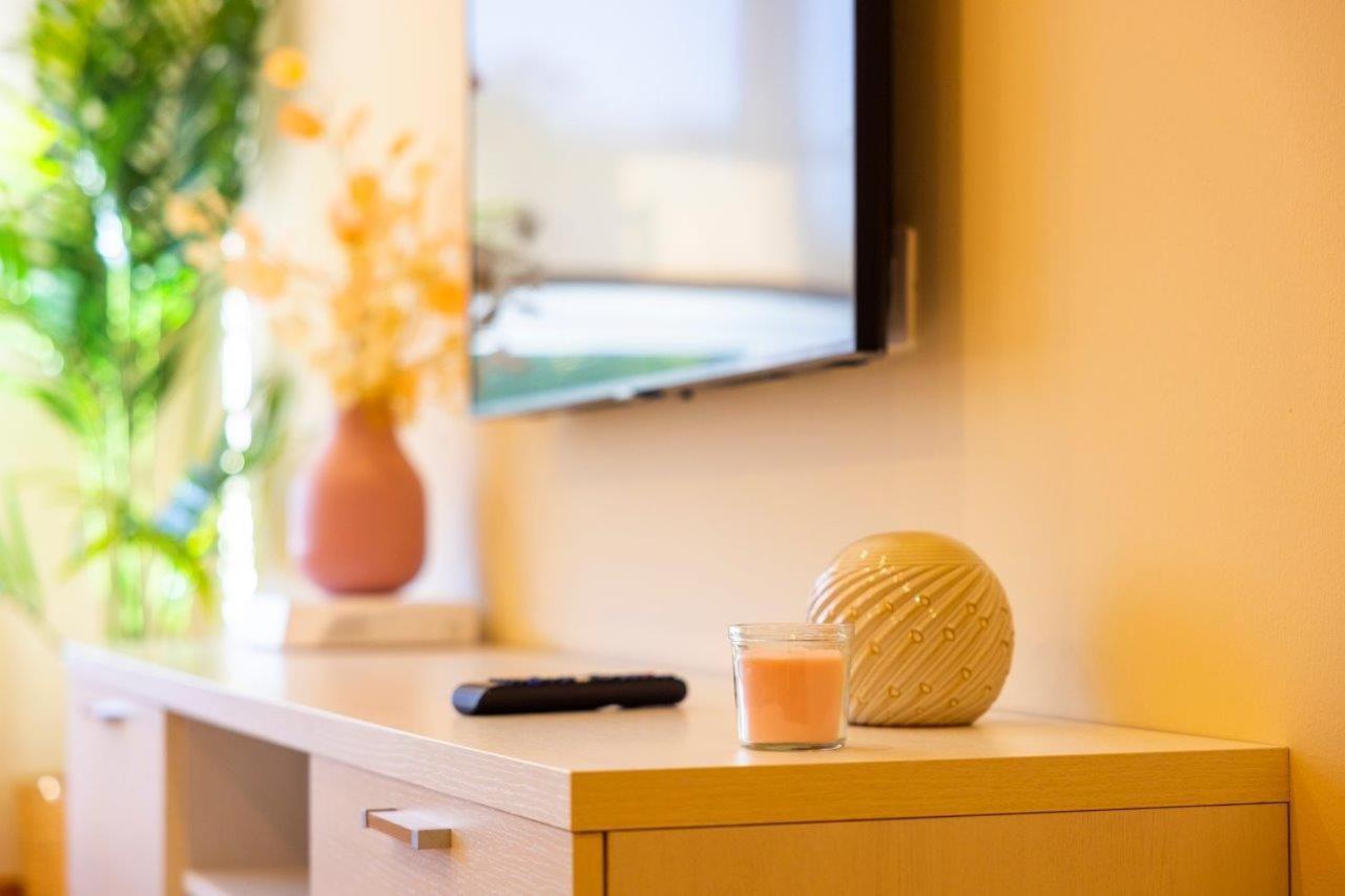 Apartamentos Riamar 2 รีบาเดโอ ภายนอก รูปภาพ