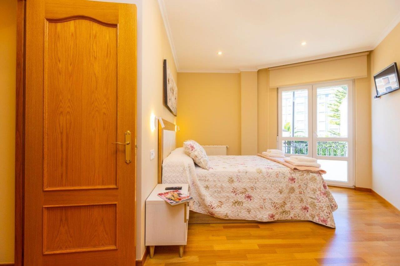 Apartamentos Riamar 2 รีบาเดโอ ภายนอก รูปภาพ